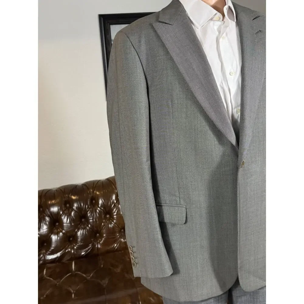 Armani Collezioni stunning piece